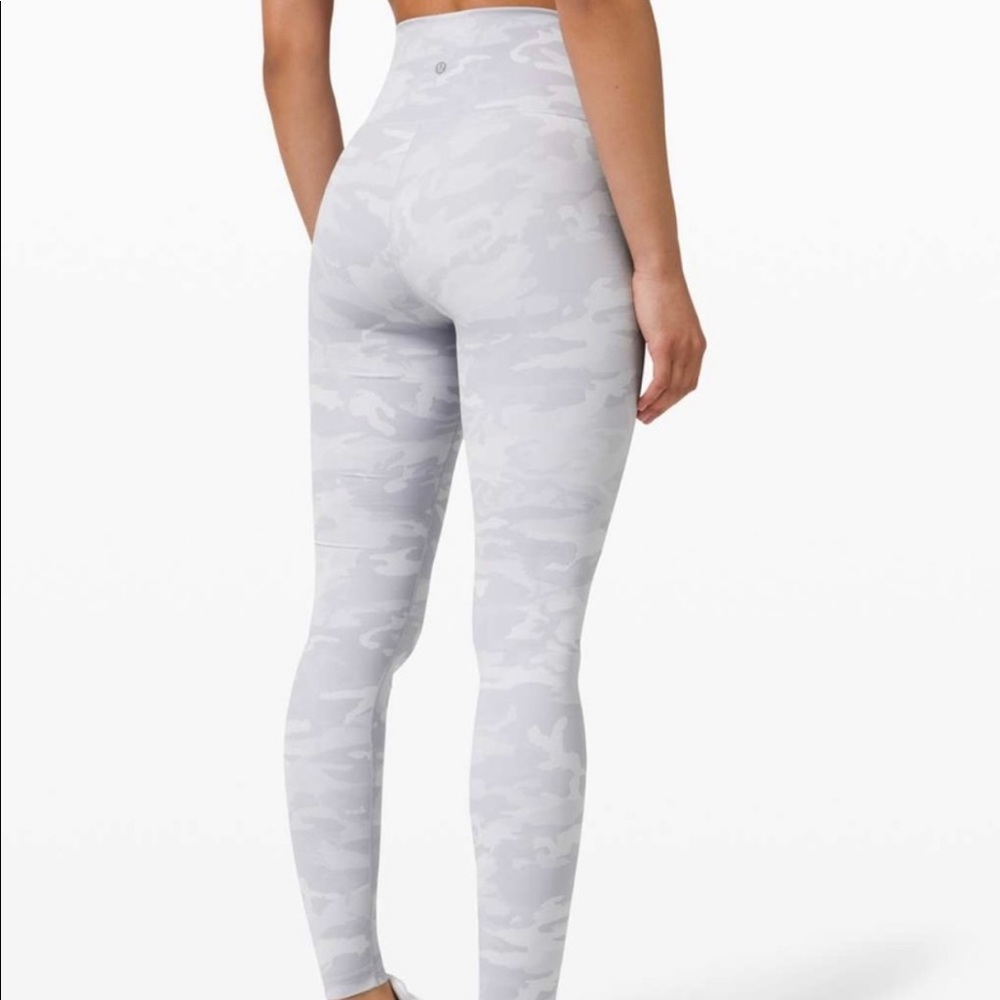 lululemon Wunder Under HR Tight 28” size 8
